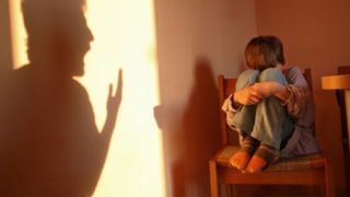 Situatie revoltatoare la o scoala speciala din Capitala! Copiii ar fi loviti, trantiti si legati 