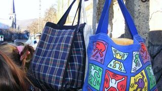 Satul din Romania unde nu exista hoti! Motivul pentru care oamenii lasa in fiecare zi bani in poarta