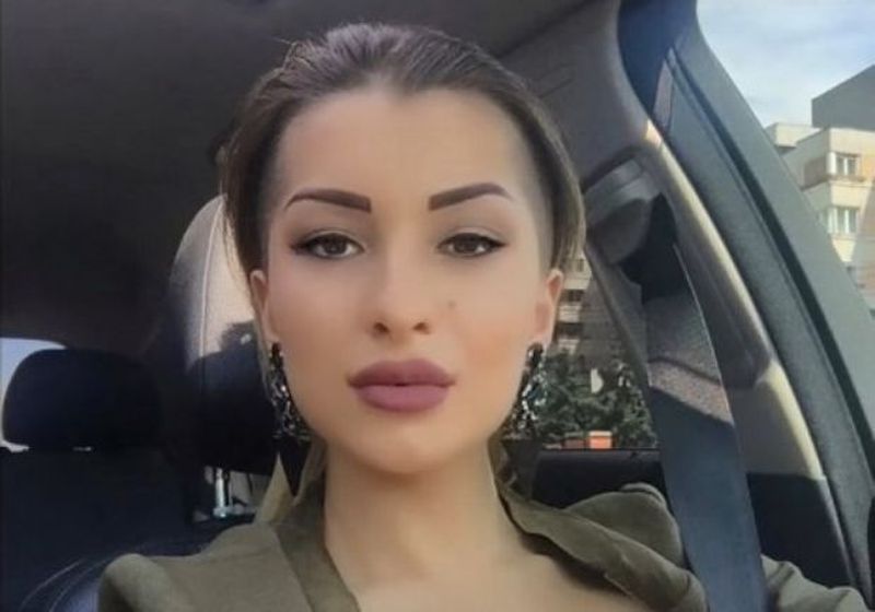 Dalia, tanara impuscata de iubit