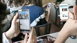 Alerta in Dambovita! Trei tinere, gasite cu rani adanci pe maini. Acestea ar fi jucat de mai mult timp "Balena Albastra"