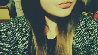 Autoritatile au confirmat: Adolescenta care a cazut de pe un bloc din Sibiu este prima victima a Balenei Albastre. Inca o colega de-a ei este internata la psihiatrie