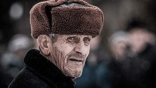 Un pensionar din Arad ar trebui sa plateasca timp de sase milenii o datorie pentru care i s-a pus poprire pe venituri