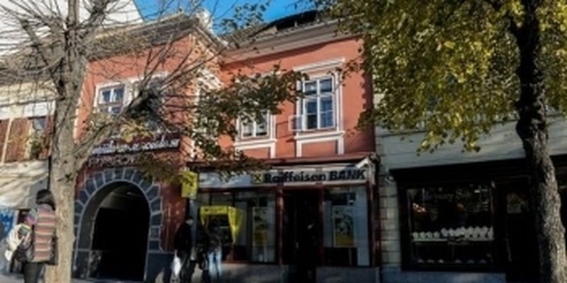 Aceasta este casa pentru care se lupta 4 familii