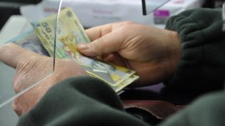 Secretar de stat: De la 1 ianuarie 2018, numarul taxelor nu va depasi 50; de la sfarsitul anului viitor toate taxele vor fi platite online