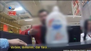 Inselatorie sau greseala umana? Scandalul de la Kaufland care a devenit viral. 18 lei la raft, 20 de lei la casa de marcat
