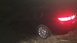 Tineri raniti grav dupa ce au lovit cu masina doi cai