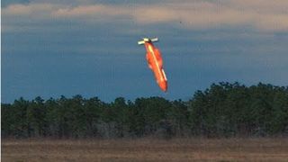 Primele imagini cu atacul SUA in Afganistan. America explica de ce a folosit cea mai mare bomba conventionala