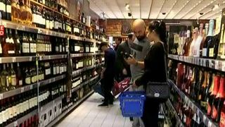 Romanii au cheltuit cateva milioane de euro in perioada Pastelui - Pe ce s-au dus cei mai multi bani - Comerciantii si-au frecat mainile de bucurie