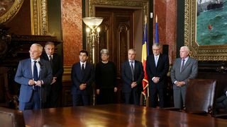 Membrii conducerii BNR trebuie sa raporteze cadourile pe care le primesc