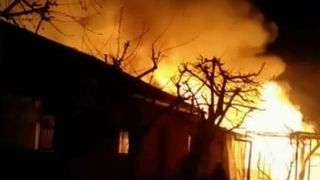 Incendiu de proportii intr-un bloc din Slatina. 30 de persoane au fost evacuate