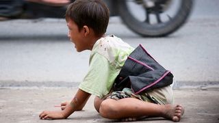 Desi mama il trimite la cersit ca sa isi ia bautura, judecatorii nu au tinut cont de asta. Durere imensa pentru un tata din Iasi, care isi va pierde baietelul