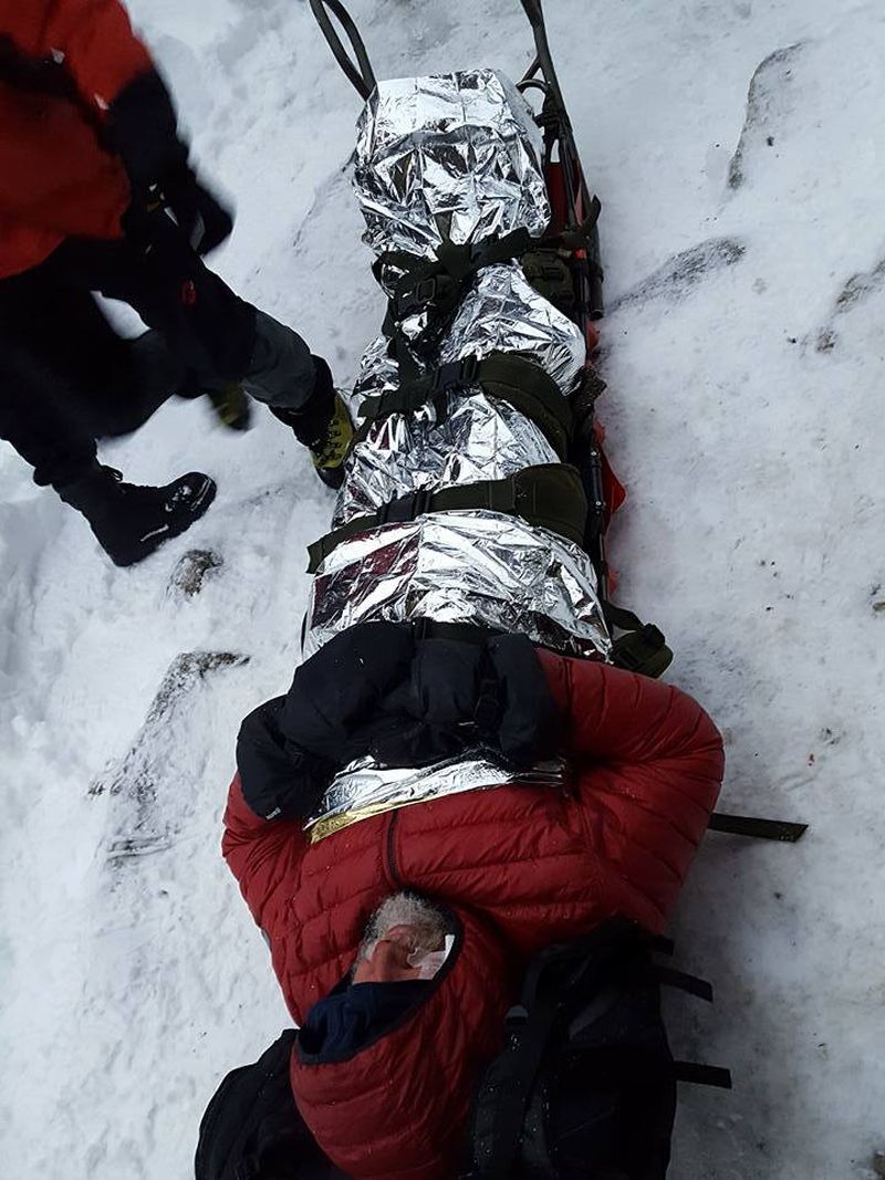 Tatal fetelor, la cateva minute dupa ce a fost gasit de salvatori