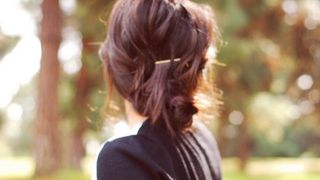 O ieseanca de 29 de ani s-a sinucis aruncandu-se de la etajul 7. Ce a cerut in biletul de adio