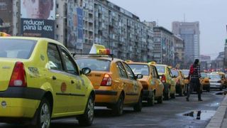 Veste proasta pentru taximetristi. Daca vor sa isi continuie activitatea, vor trebui sa renunte la aplicatiile mobile