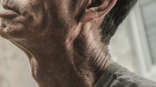 Galati: Un angajat al Electrica a murit dupa ce s-a electrocutat pe un stalp de inalta tensiune