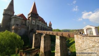 Spargere la Castelul Corvinilor: hotii au furat incasarile dupa cel mai aglomerat sfarsit de saptamana