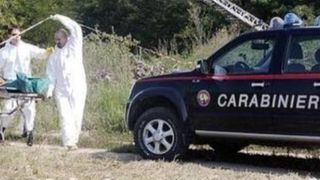 Roman de 35 de ani, impuscat si lasat sa moara ca un caine pe un camp din Italia