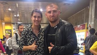 Panica la bordul aeronoavei Tarom in care se aflau Sorana Cirstea si Catalin Morosanu. Un motor a incetat sa functioneze