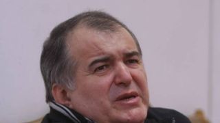 Florin Calinescu ii face praf pe politicieni. A fost aplaudat de o sala intreaga, dupa mesajul exploziv dedicat clasei politice