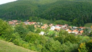 Satul din Romania unde o casa costa cat un salariu minim pe economie