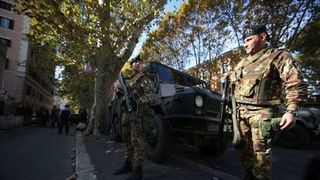 Explozie in fata unui oficiu postal din Roma