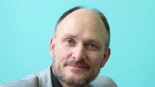 Directorul unei scoli de muzica pentru copii, arestat pentru ca  intretinea relatii intime cu fete de 8 ani