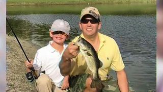 Donald Trump junior a ajuns la Cimitirul Vesel de la Sapanta