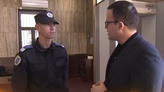 Mihai Gadea, in vizita la Ministerul de Interne! Prezentatorul TV a fost intampinat de „Jandarmul cu voce de aur”, pe care l-a luat la intrebari!