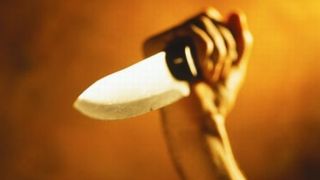 O femeie i-a taiat penisul unui barbat. Motivul pentru care tanara a decis sa il lase fara "barbatie"