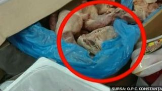 Carne cu viermi, produse expirate si o mizerie de nedescris. Jale la un magazin din Constanta