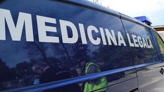 Femeie de 52 de ani din Prahova, gasita moarta pe strada. Trupul femeii prezenta numeroase muscaturi de animal