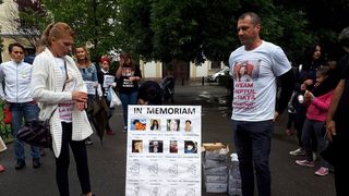 Povestea incredibila a unei femei din Oradea care de 7 ani se lupta pentru ca vinovatii sa plateasca! Fiica ei a murit dupa ce a mancat o prajitura!