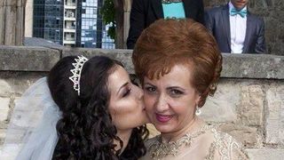 Andreea Arcan, alaturi de mama ei, senatoare PSD