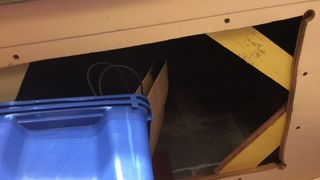 "Compartimentul torturii", descoperit la un after-school la care erau adusi copii de 6 ani