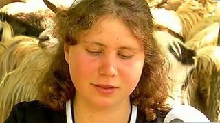 Silvia,  fiica cea mare a lui George Chirila, barbatul care traieste cu doua femei: "Nu as putea sa imi impart sotul cu o alta femeie"