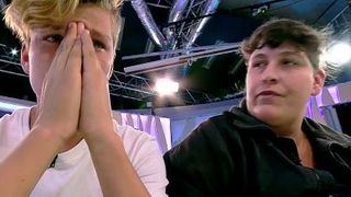 Drama lui Valentin, baiatul abandonat de mama intr-un centru si parasit de tata: "As vrea sa ma adopte cineva"