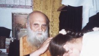 Ce trebuie sa faca un bun crestin atunci cand cineva ii vrea raul? Parintele Argatu dezvaluie care este cel mai bun leac pentru dusmanie