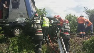 Fata de 12 ani, ranita grav in accidentul de joi din judetul Bistrita-Nasaud, a murit la spital
