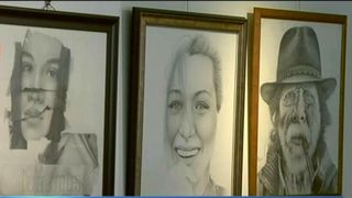 Are doar 17 ani, dar lucrarile sale se vand chiar si cu 6.000 de euro. Cezar Mic, unul dintre cei mai talentati elevi ai Liceului Tonita, a avut prima lui expozitie