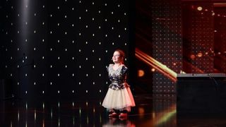 Lorelai Mosnegutu a castigat finala unui show de talente si premiul de 120.000 de euro