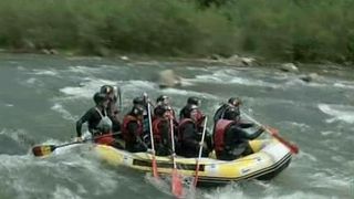 Experienta de neuitat in Brasov: 15 km de rafting