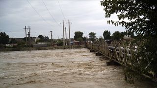 Cod portocaliu de inundatii in Timis si Caras-Severin. Alte cateva judete sunt sub avertizare cod galben de inundatii, valabila pana joi