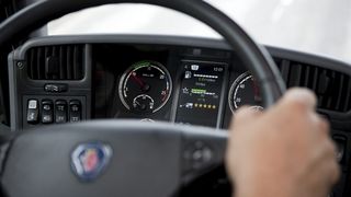 Un sofer din Constanta, baut si cu permisul suspendat, a incercat sa treaca in Bulgaria fara a se supune controlului la frontiera