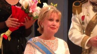 Rodica Tapalaga, uitata de lume! Mormantul ei e plin de buruieni