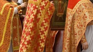 Vaslui: Trei preoti, intre care un arhimandrit de la Episcopia Husi, retinuti de DNA pentru santaj dupa ce ar fi pretins bani sau functii pentru promovarea lor in schimbul unor materiale compromitatoare