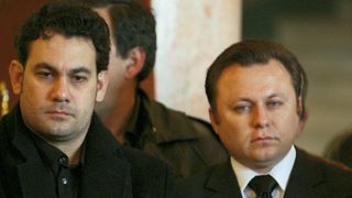 Fratii Dolanescu se razboiesc pentru drepturile de autor ale tatalui lor: "Ionut vrea tot, mie sa nu imi dea nimic"