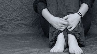 Drama traita de o mama de 26 de ani: „M-a trezit cu pistolul la tampla si l-am rugat sa mergem in alta camera ca sa nu-i trezesc pe baietii mei, sa nu le faca ceva”