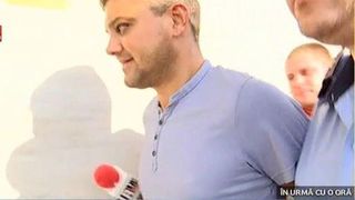 Cristian Boureanu va da o avere pe noii dinti! Fostul politician va plati doar pe cele sapte fatete sparte si un implant in jur de 4.000 de euro