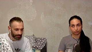 Povestea impresionanta de dragoste dintre o tanara romanca de 19 ani si un barbat de 48 de ani, pe patul de moarte