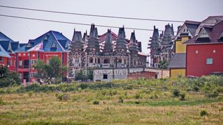 Asa arata palatele din Grajduri (foto:bzi.ro)